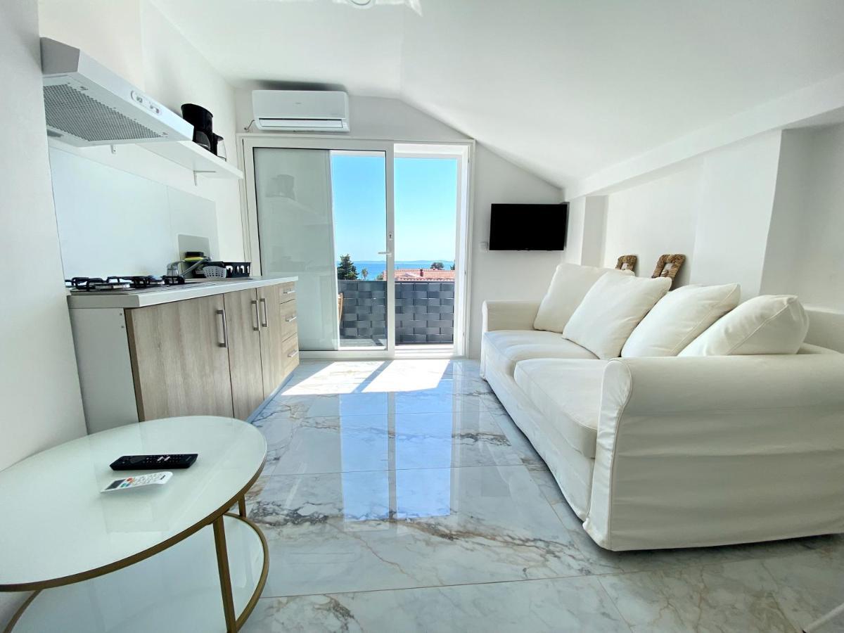 Danza Del Mar - Designed For Adults