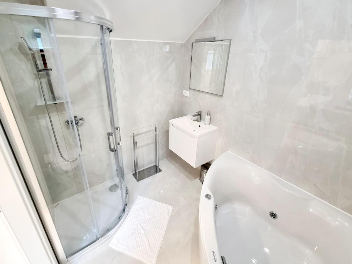 Danza Del Mar - Designed For Adults Apartment *